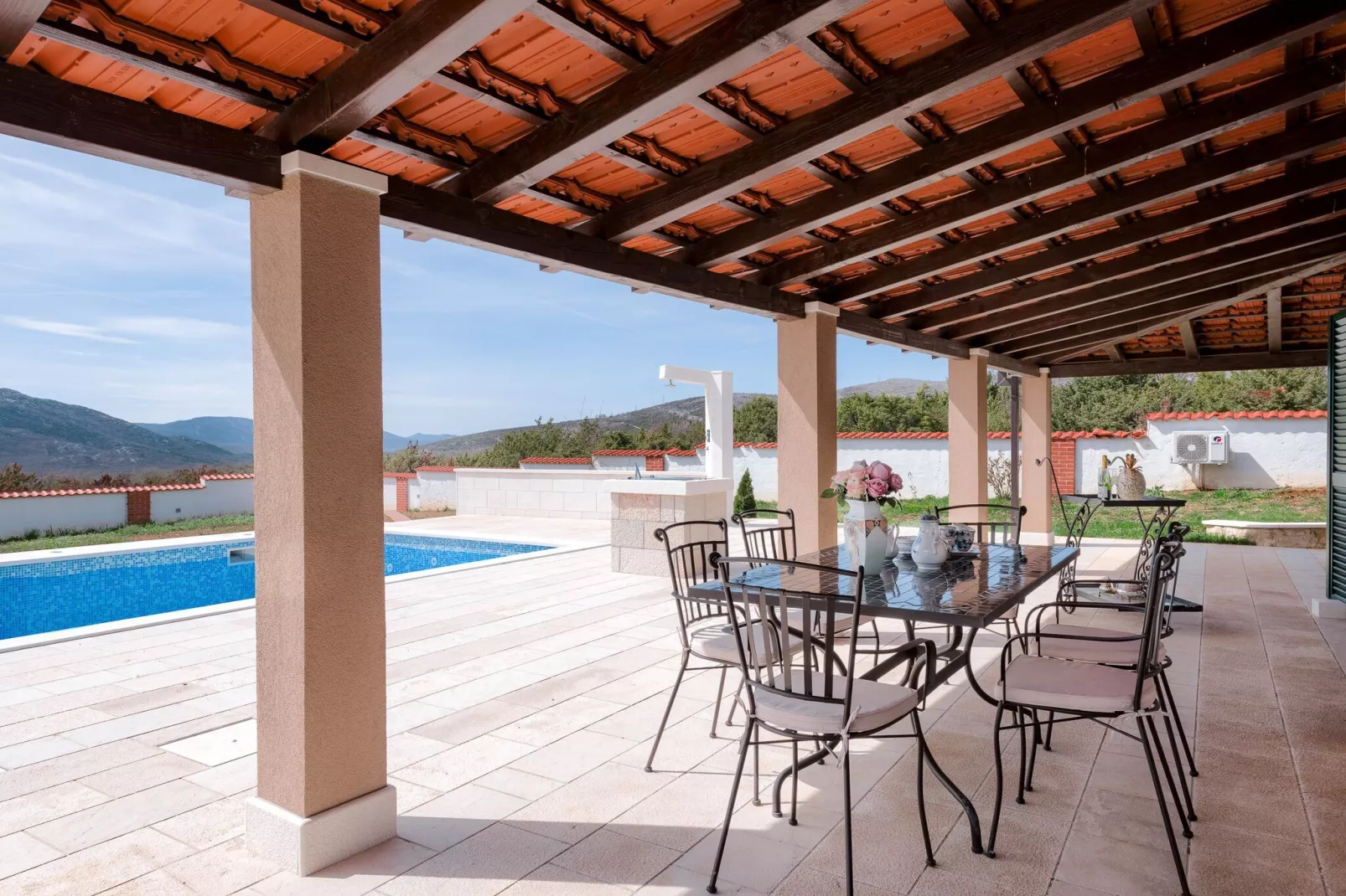 Villa Dea - Luxury Villa with Outdoor Swimming Pool-Terras