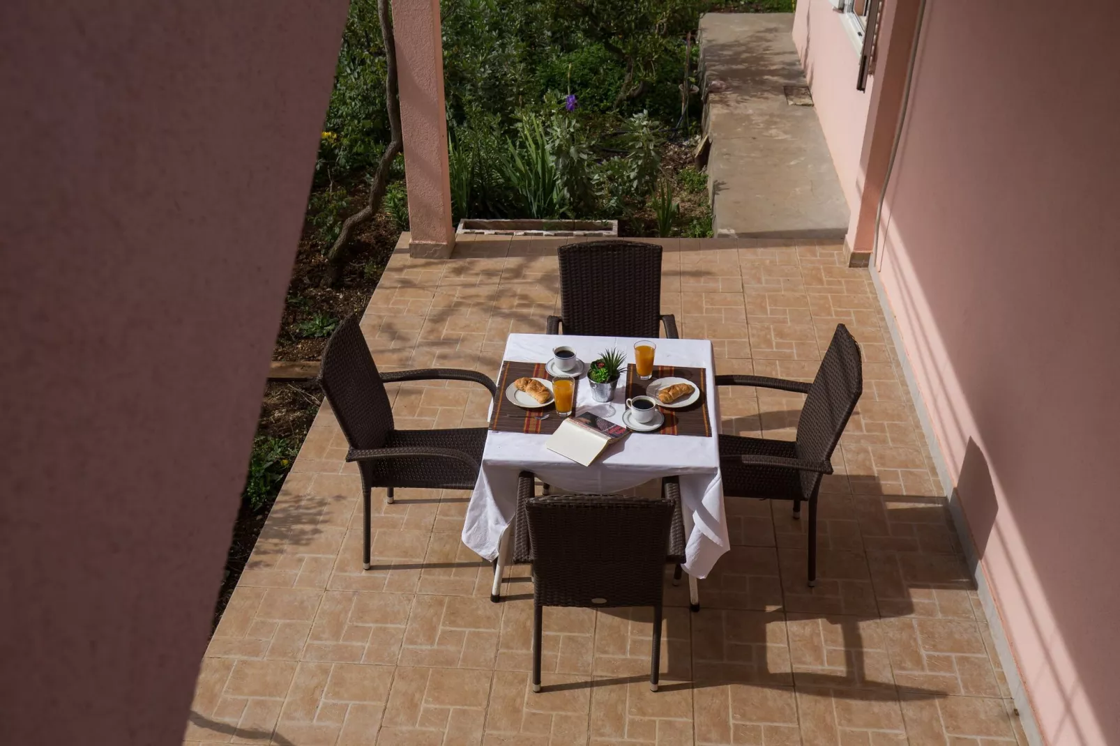 Apartment Ani - Two Bedroom Apartment with Terrace and Garden View-Terras