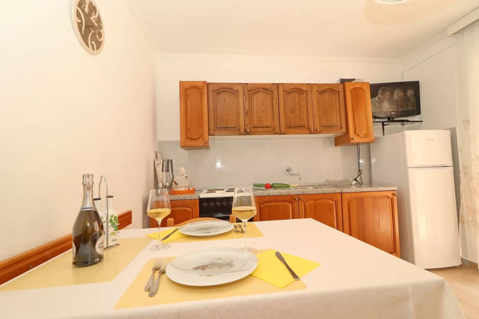 Apartments Villa Marijana - One Bedroom Apartment with Terrace and Garden View (Marijana 3)-Eetkamer