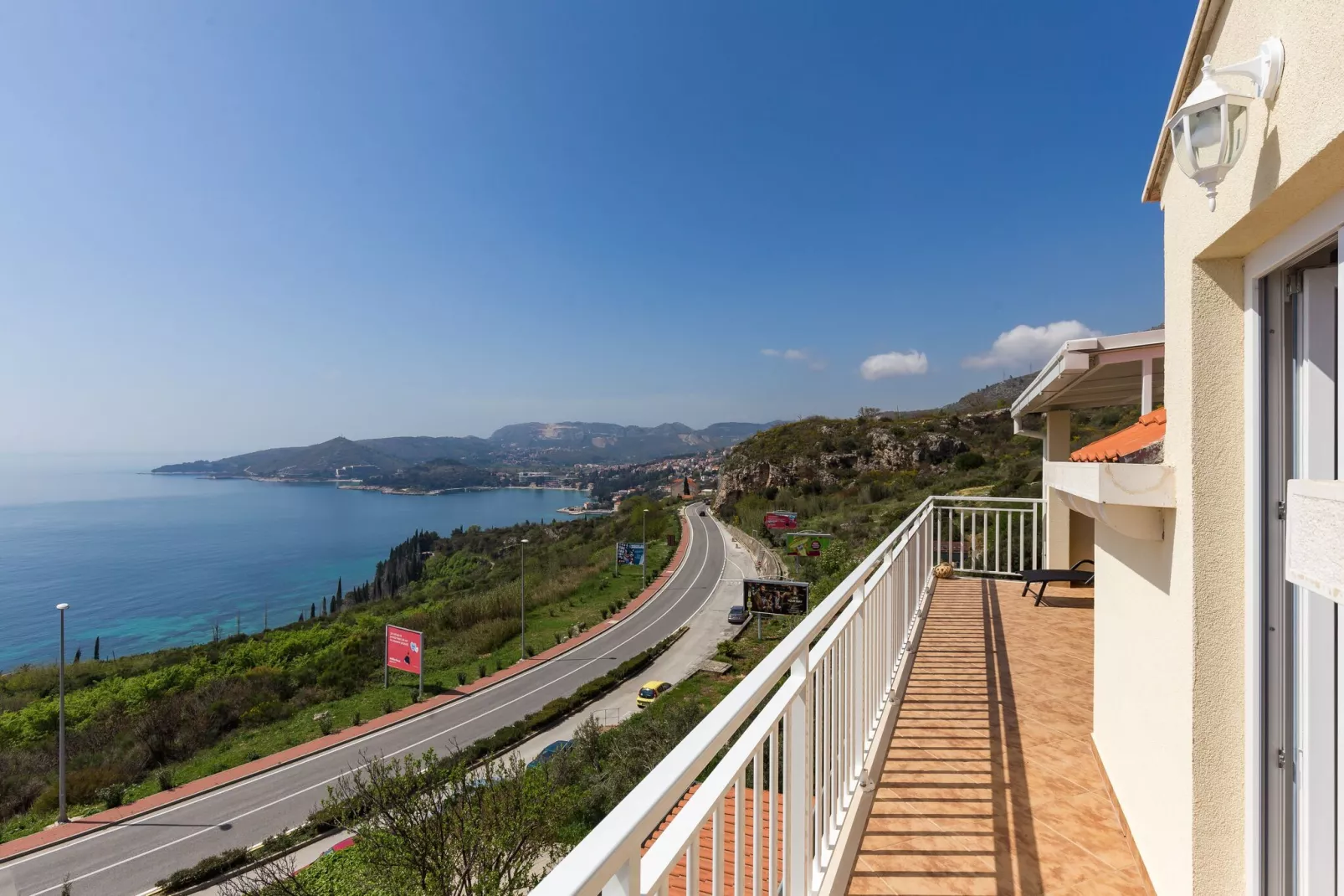 Apartment M&K - Two Bedroom Apartment with Balcony and Sea View-Terrasbalkon