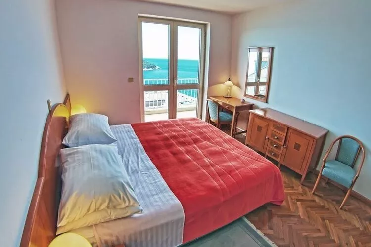 Apartments Sipa - Comfort Two Bedroom Apartment with Balcony and Sea View (Apartman B)-Slaapkamer