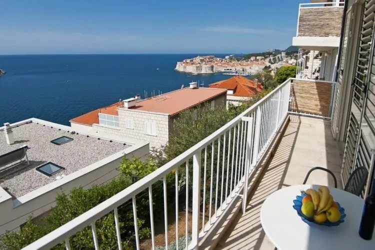 Apartments Sipa - Comfort Two Bedroom Apartment with Balcony and Sea View (Apartman B)-Terrasbalkon