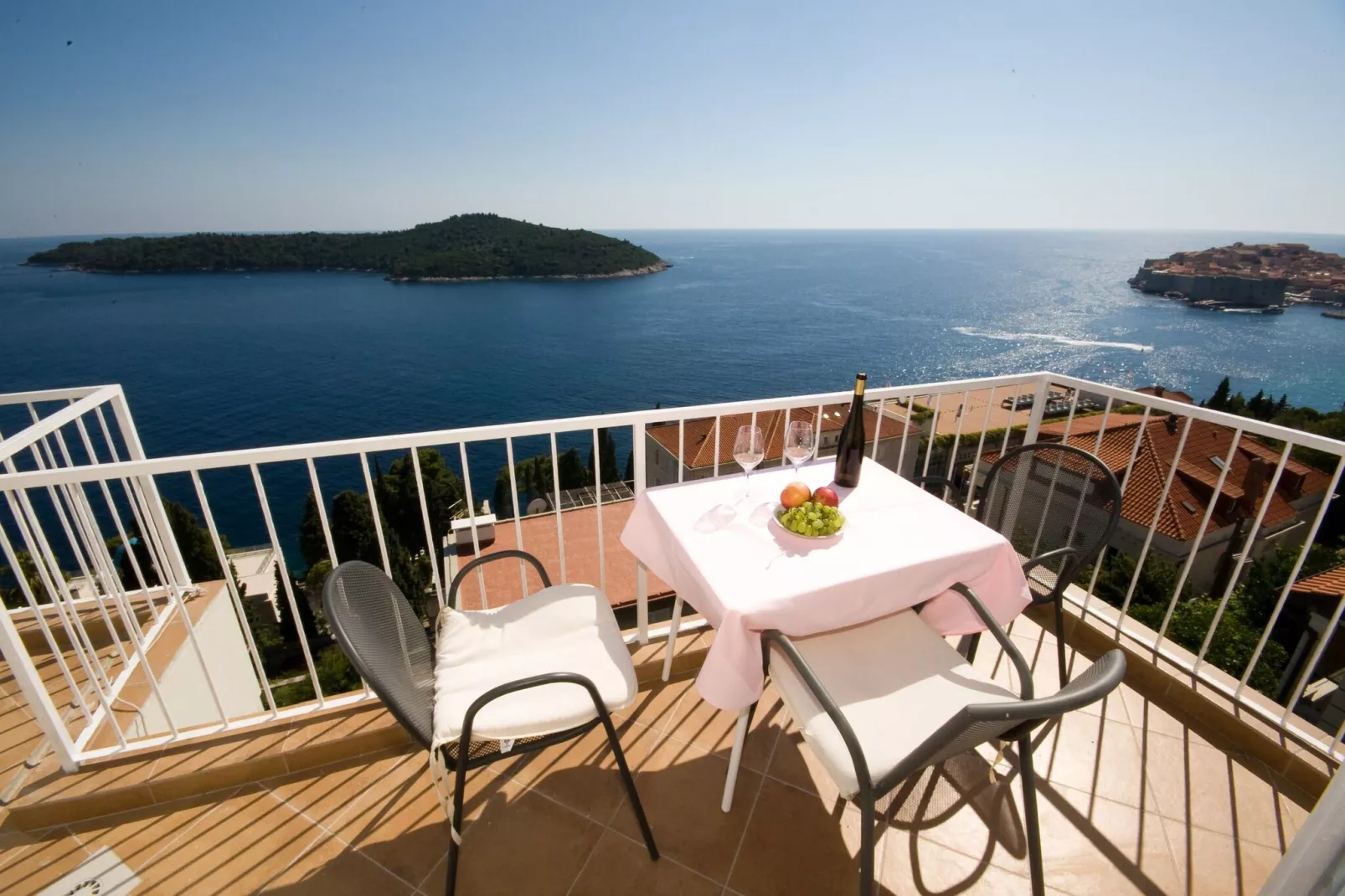 Apartments Sipa - Premium One Bedroom Apartment with Balcony and Sea View (Apartman E)-Terrasbalkon