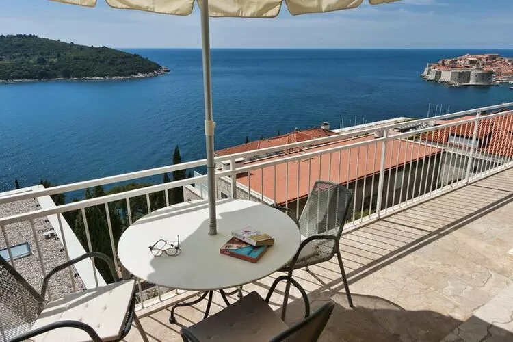 Apartments Sipa - Superior Two Bedroom Apartment with Balcony and Sea View (Apartman F)-Terrasbalkon