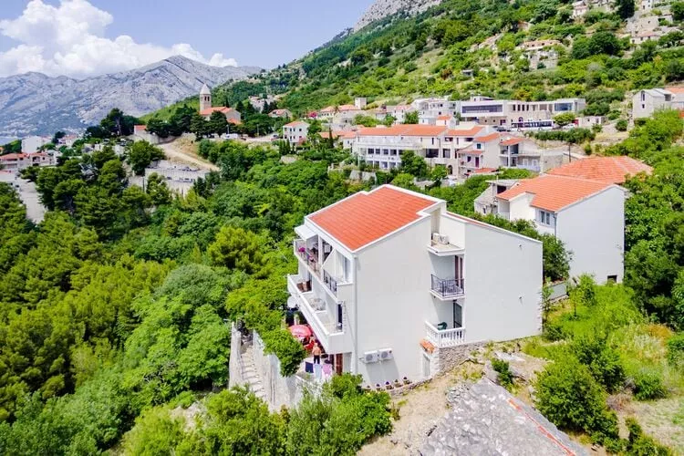 Villa Kosa - Studio Apartment with Balcony and Sea View-Buitenlucht