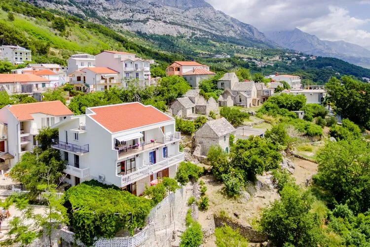 Villa Kosa - Room with Balcony and sea View (Soba 2-Mira)-Buitenlucht