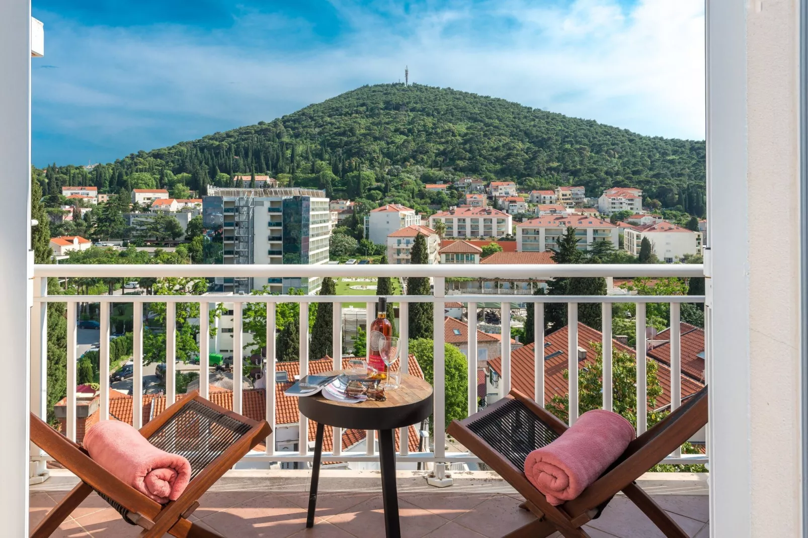 Apartment Marilyn - Two Bedroom Apartment with Terrace and Partial Sea View-Buitenlucht