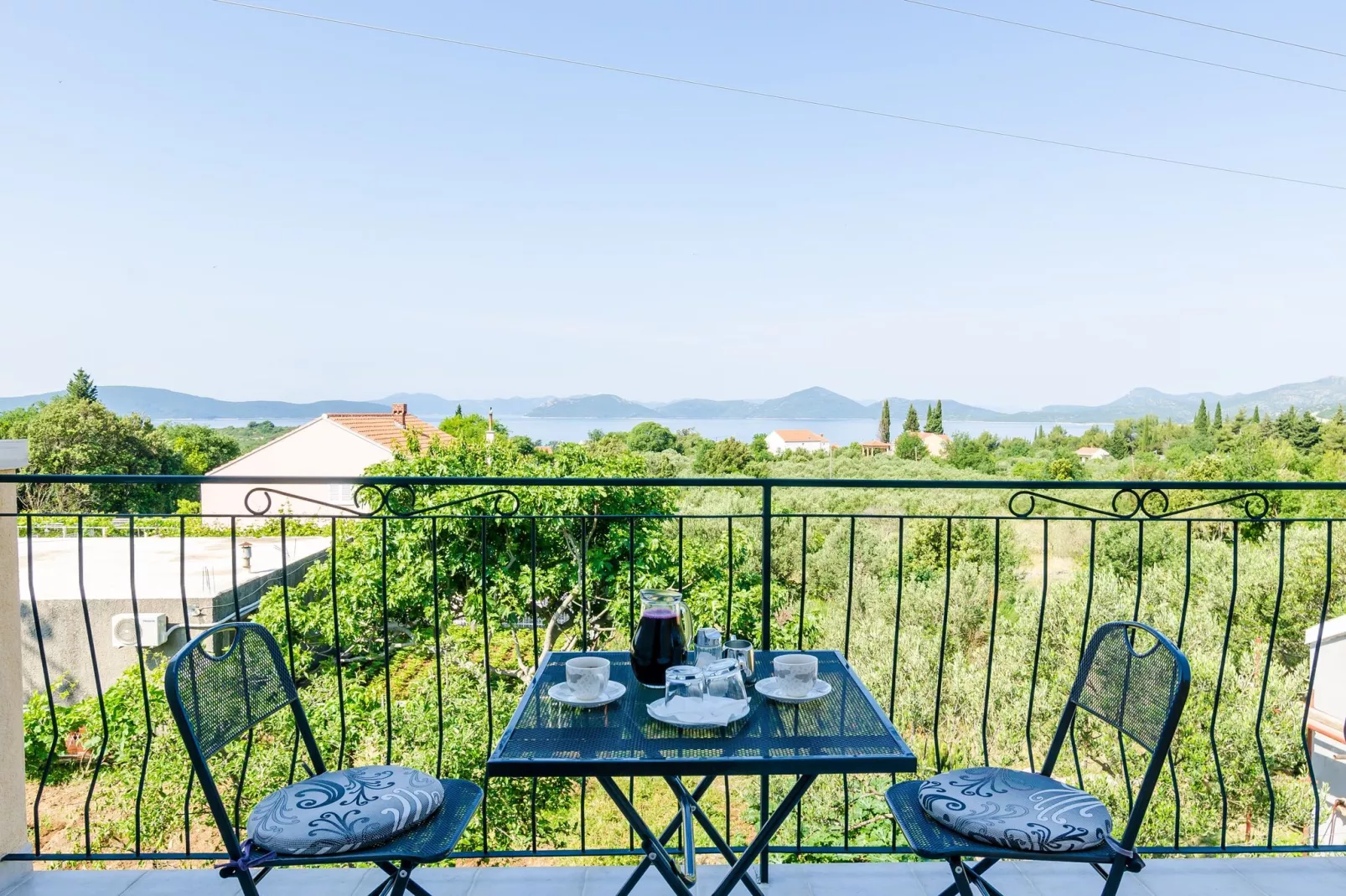 Apartment & Rooms Maždin - Triple Room with Balcony and Sea View ( Soba More )-Terrasbalkon