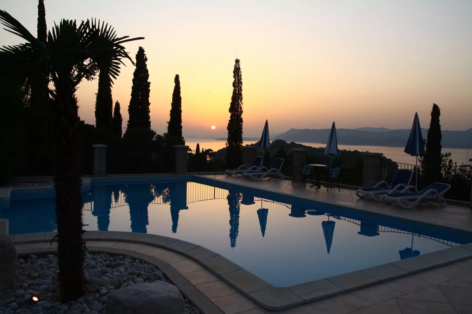 Villa Alegria Cavtat - Studio Apartment with Patio and Garden View-Zwembad