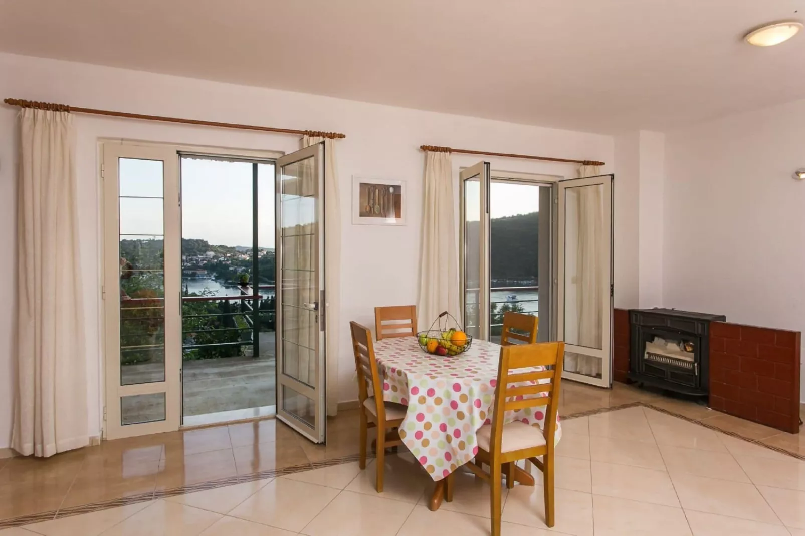 Bodul Vacation Apartment - Two Bedroom Apartment with Terrace and Sea View-Binnen