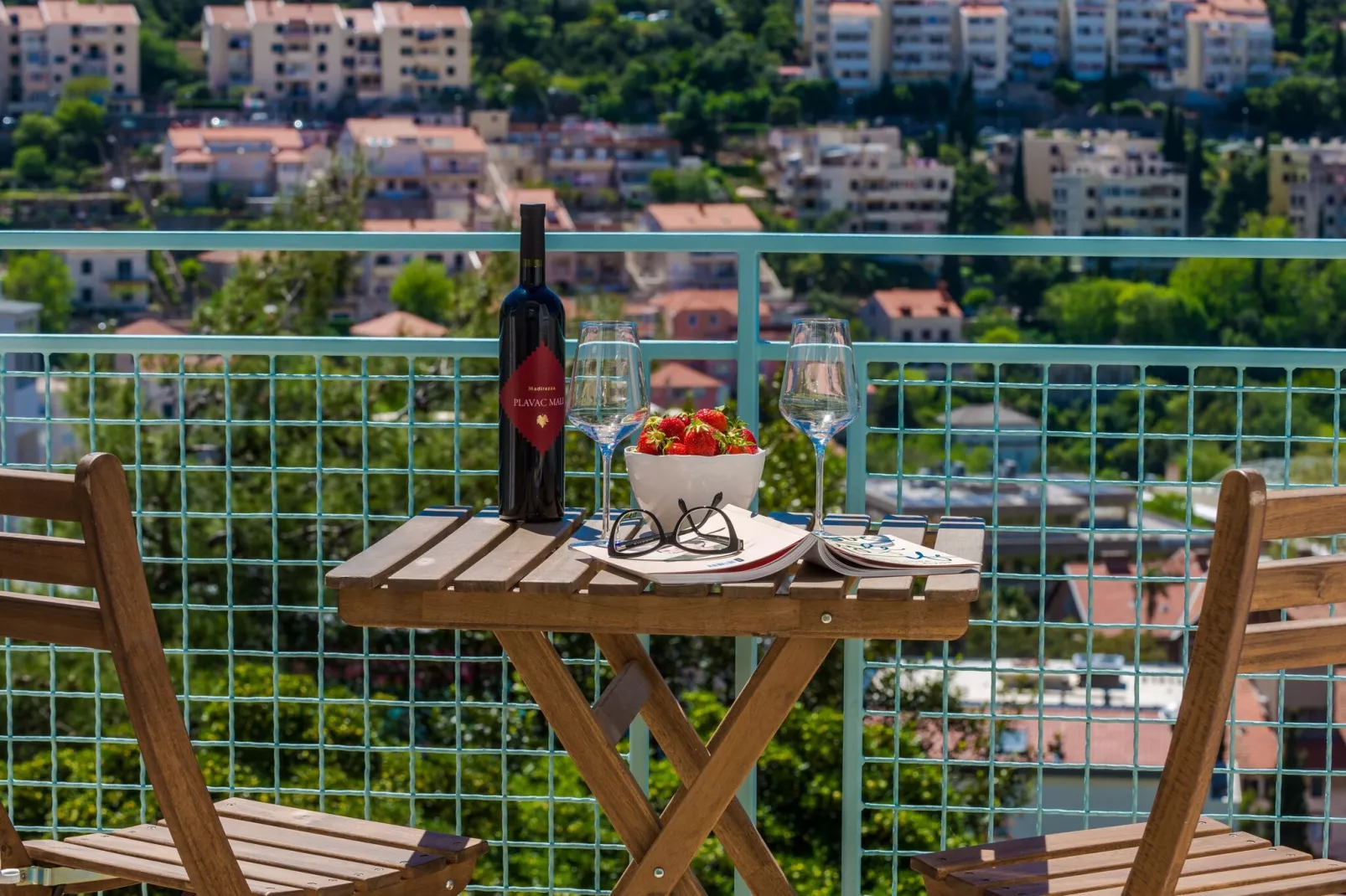 Apartments Terra - Comfort One Bedroom Apartment with Balcony and City View (VELIKI)-Terrasbalkon