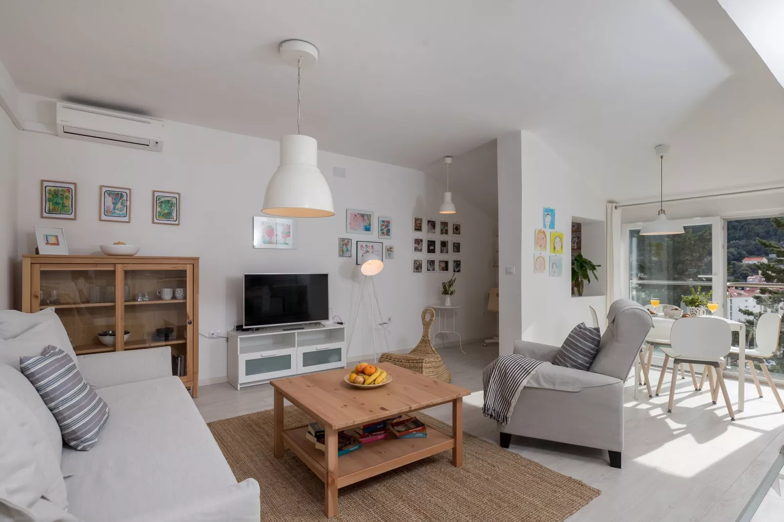 Cozy Dubrovnik Apartment - One-Bedroom Apartment with Sea View