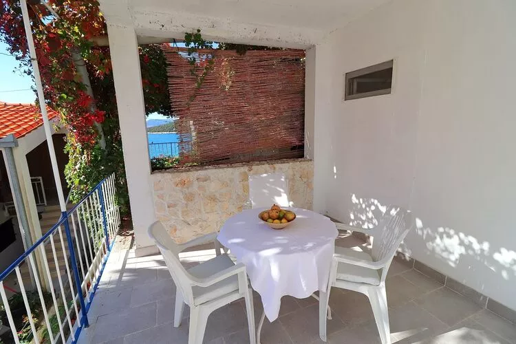 Apartments Mediterranean House - Two Bedroom Apartment with Terrace-Terras