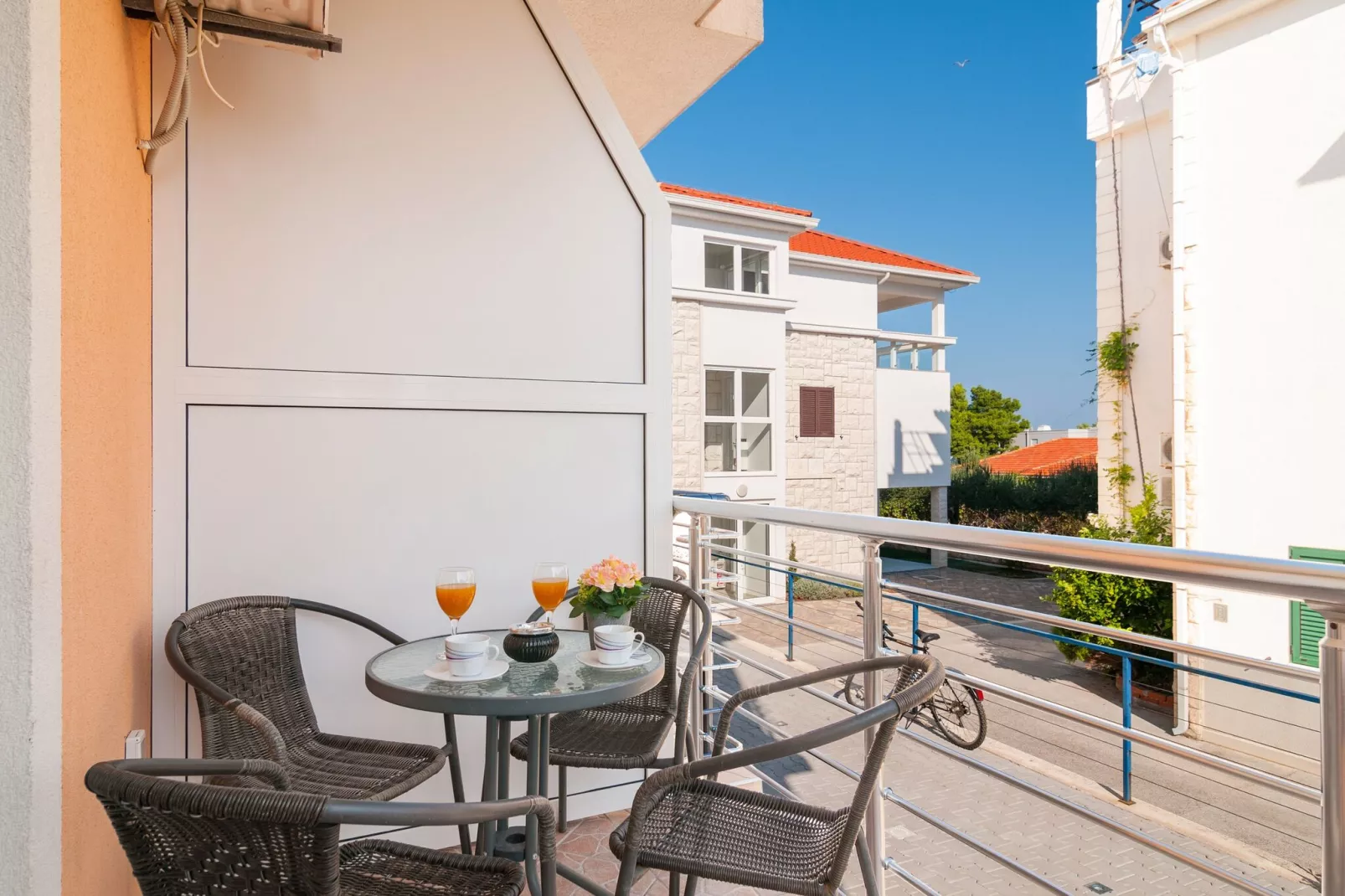 Apartments Island Beat - One Bedroom Apartment with Balcony and Sea View (A7) (ST)