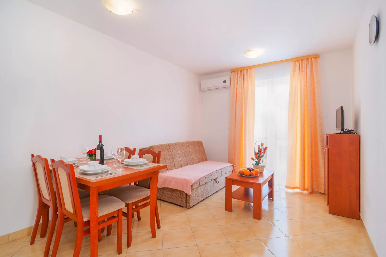 Apartments Island Beat - One Bedroom Apartment with Balcony and Sea View (A7) (ST)