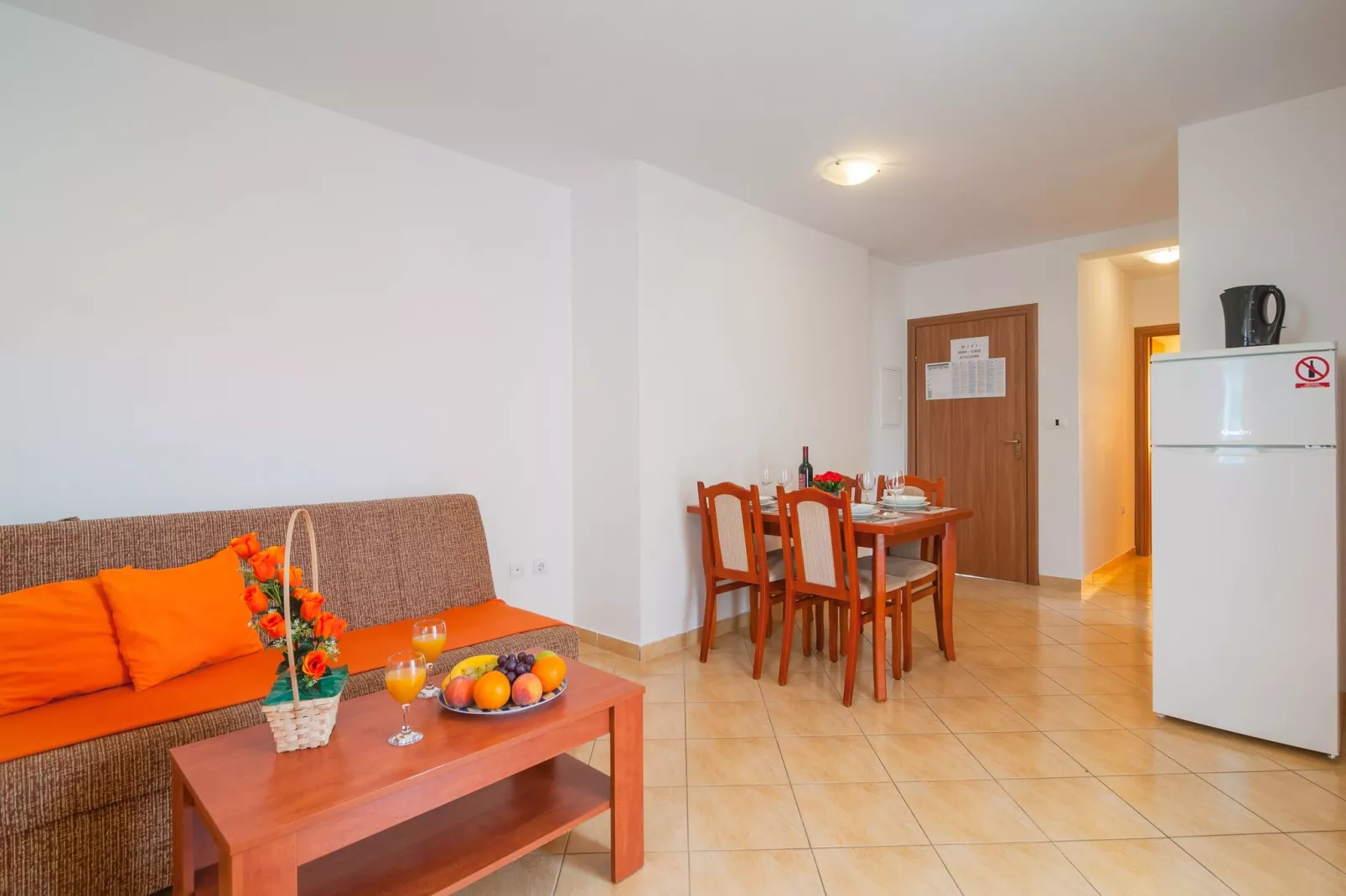 Apartments Island Beat - Two Bedroom Apartment with Balcony (A9) (prizemlje)(ST)