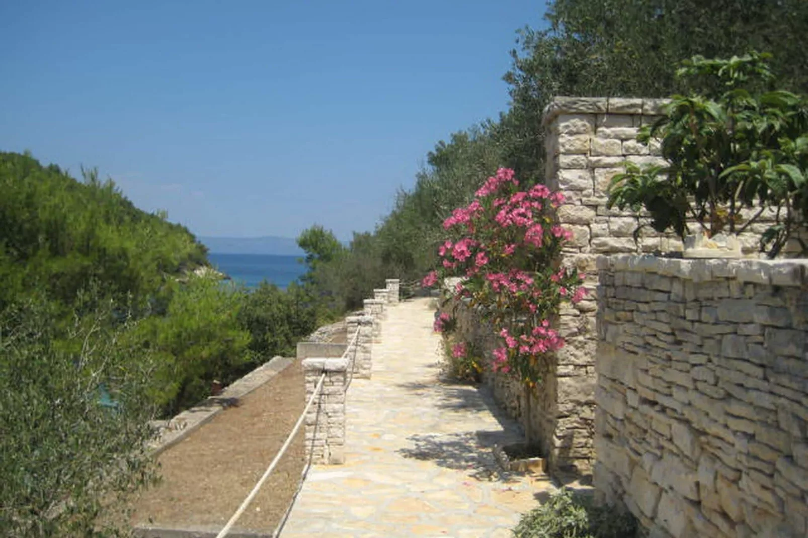 Stone House Mia - Two Bedroom Stone House with Terrace and Sea View-Buitenlucht