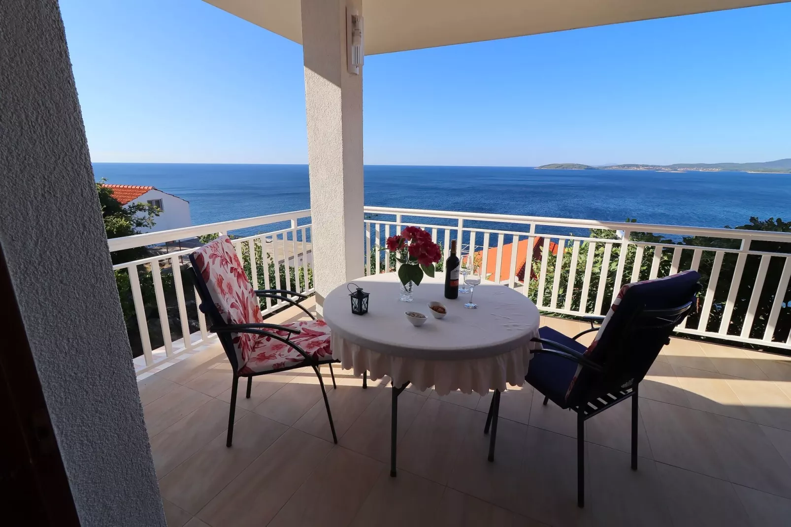 Seaside Apartments Hrkać - Comfort One Bedroom Apartment with Terrace and Sea View 1-Terras