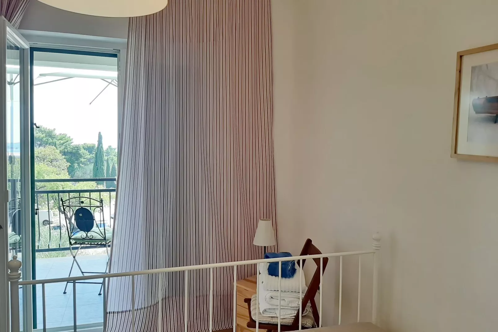 Apartments Trstenica-One Bedroom Apartment with Balcony and Sea View ( G )-Slaapkamer