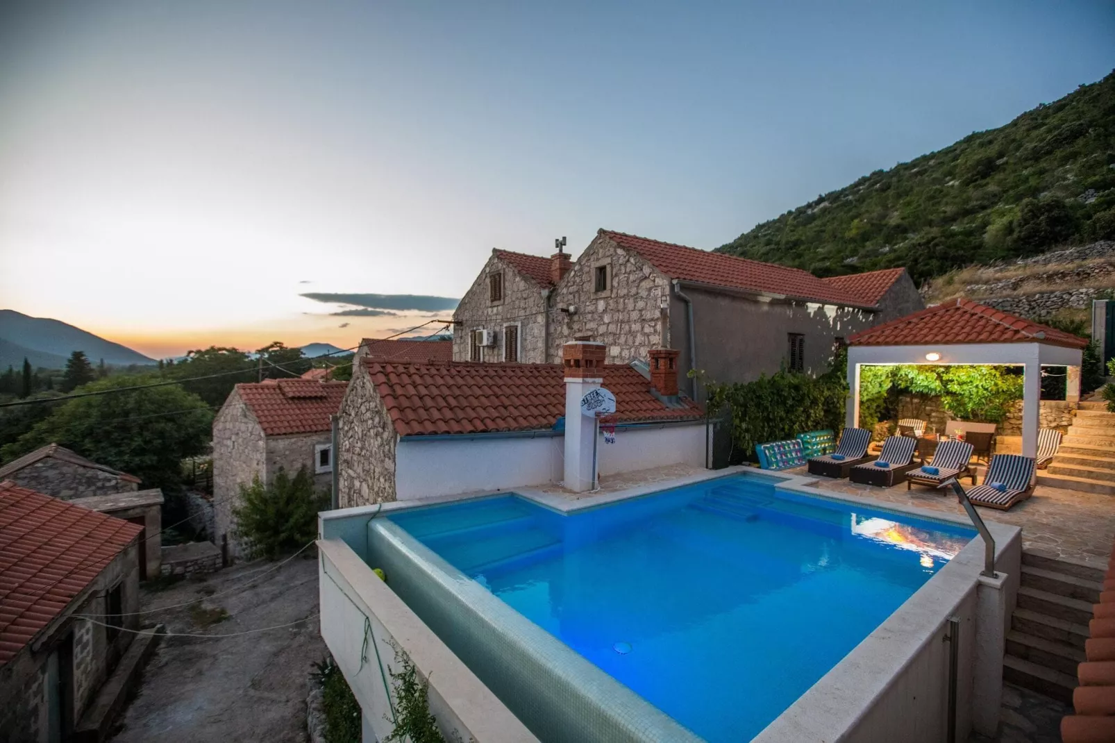 Villa Stanka - Three Bedroom Villa with Private Pool-Buitenlucht