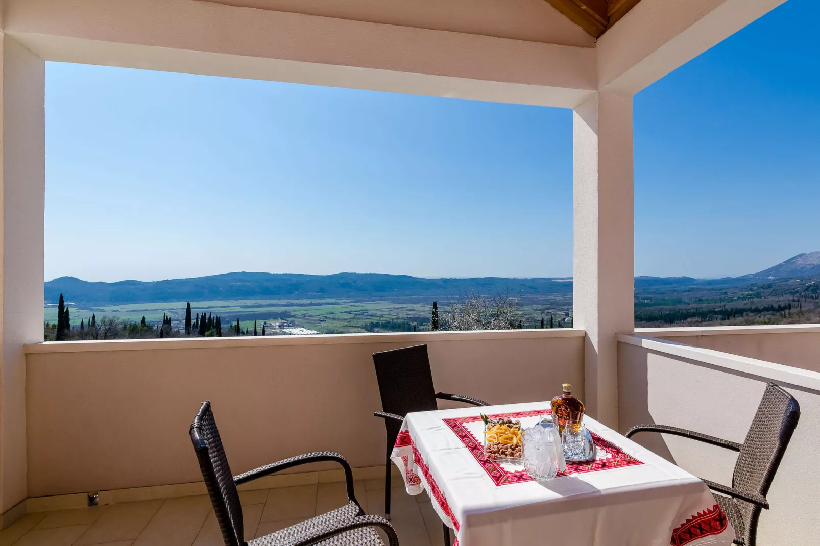 Villa Dragić- Four Bedroom Villa with Swimming Pool, Terrace and Sea View-Buitenlucht