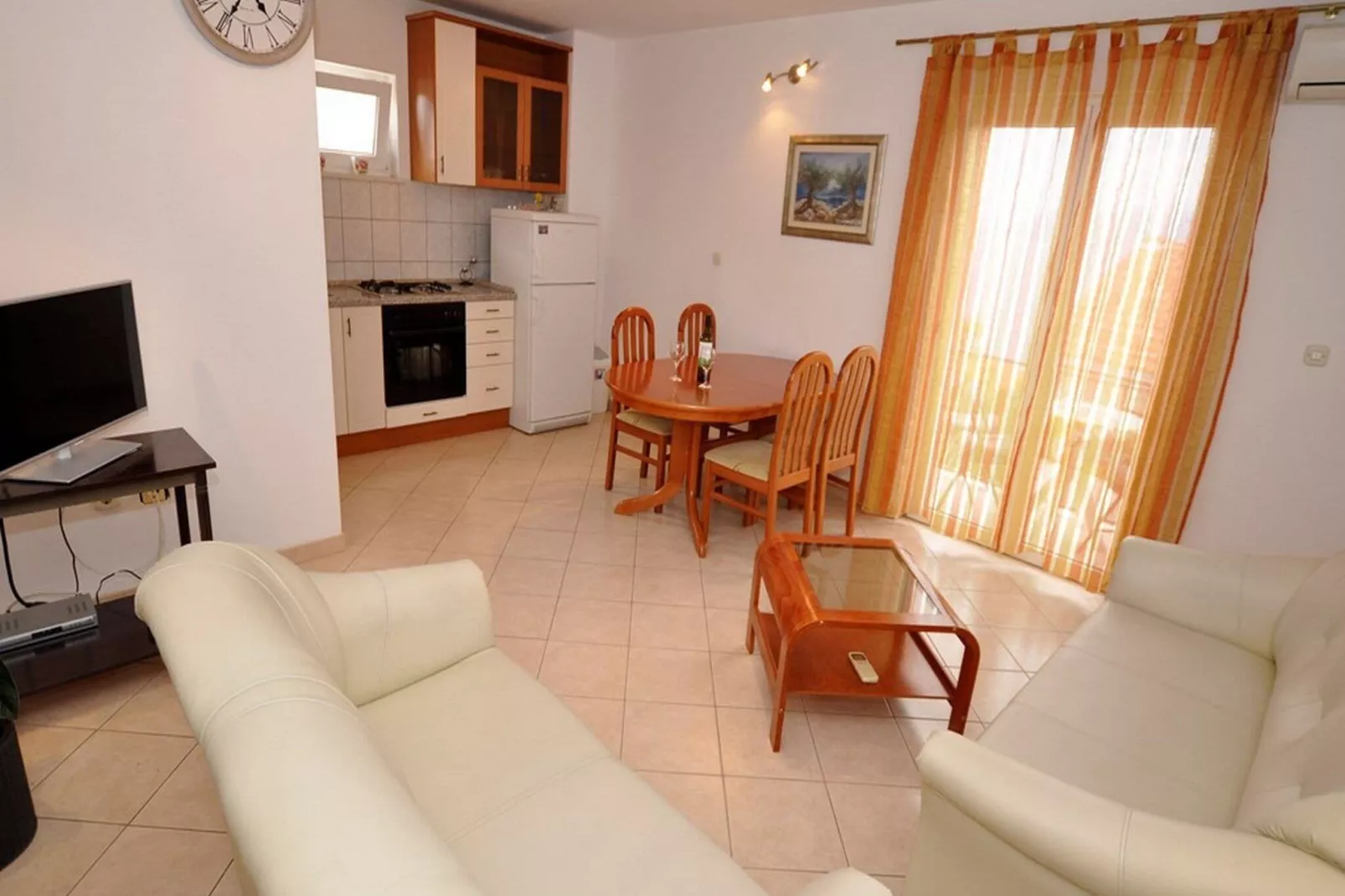 Apartments Seagull - Comfort Two Bedroom Apartment with Sea View Balcony (Tonko)