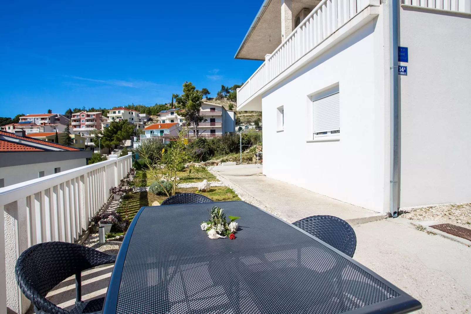 Apartments Magdales - Two Bedroom Apartment with Balcony A1-Terras