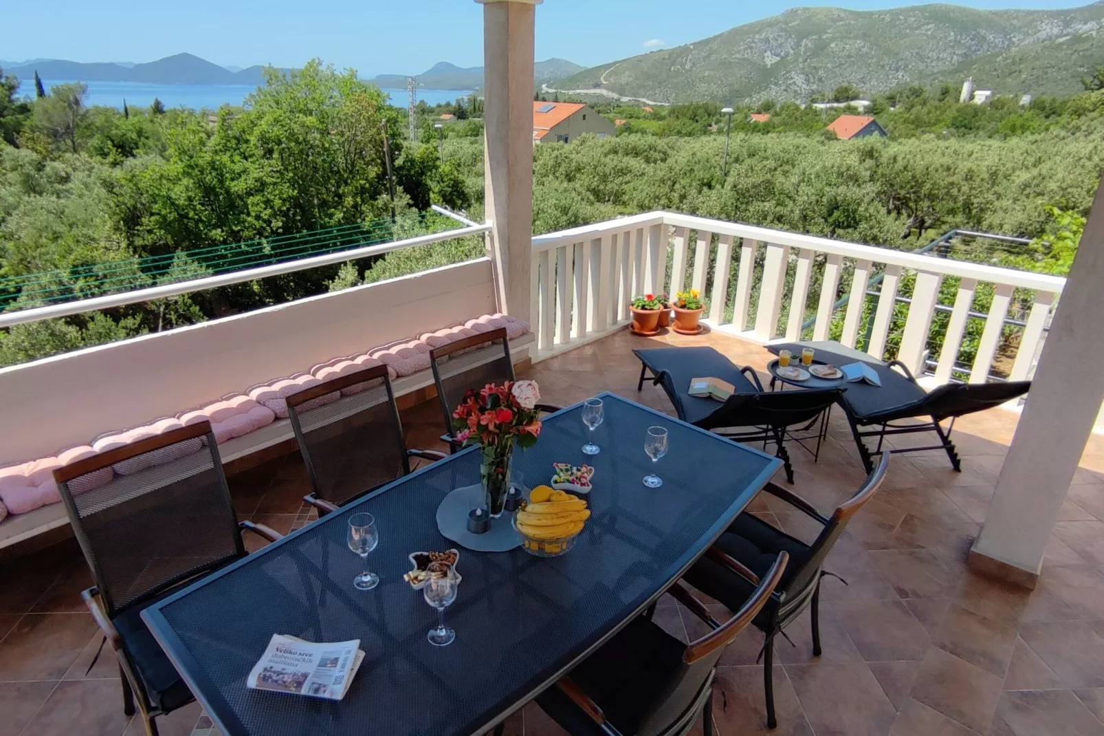 Apartments Kola - Two Bedroom Apartment with Terrace and Sea View (1)-Terras