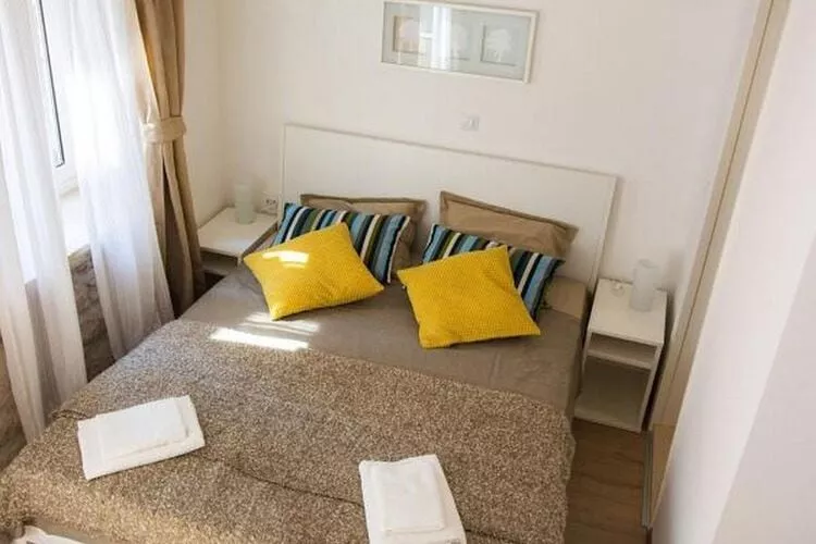 Guesthouse Two Friends Dubrovnik Palace- Comfort Double Room with Balcony (Second floor)