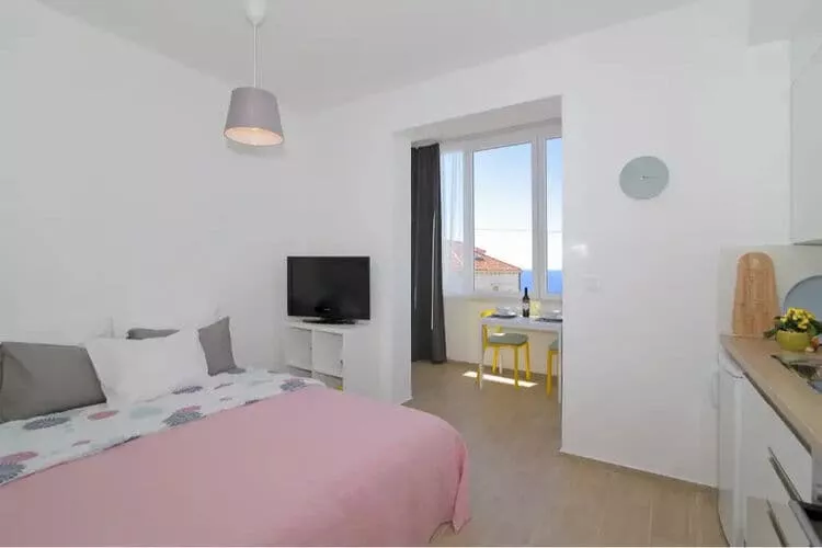 Apartment Miriam - Studio Apartment with Sea View-Binnen