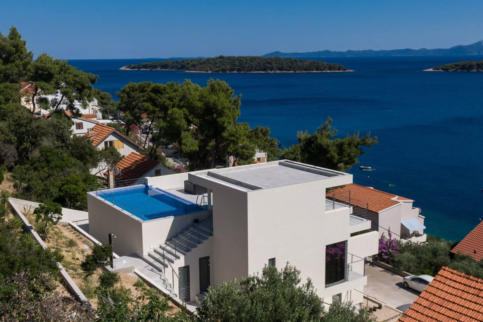 Villa Desire - Three Bedroom Villa with Pool and Sea View