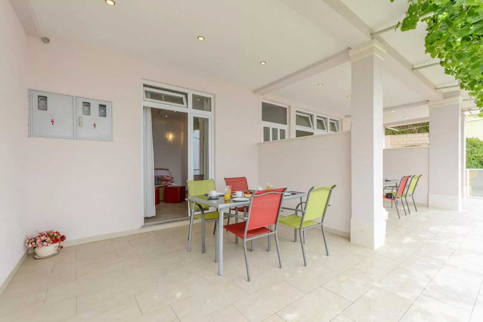 Apartments Hope (Dugi Rat) - Comfort OneBedroom Apartment with Terrace and Sea View (A1)-Terras