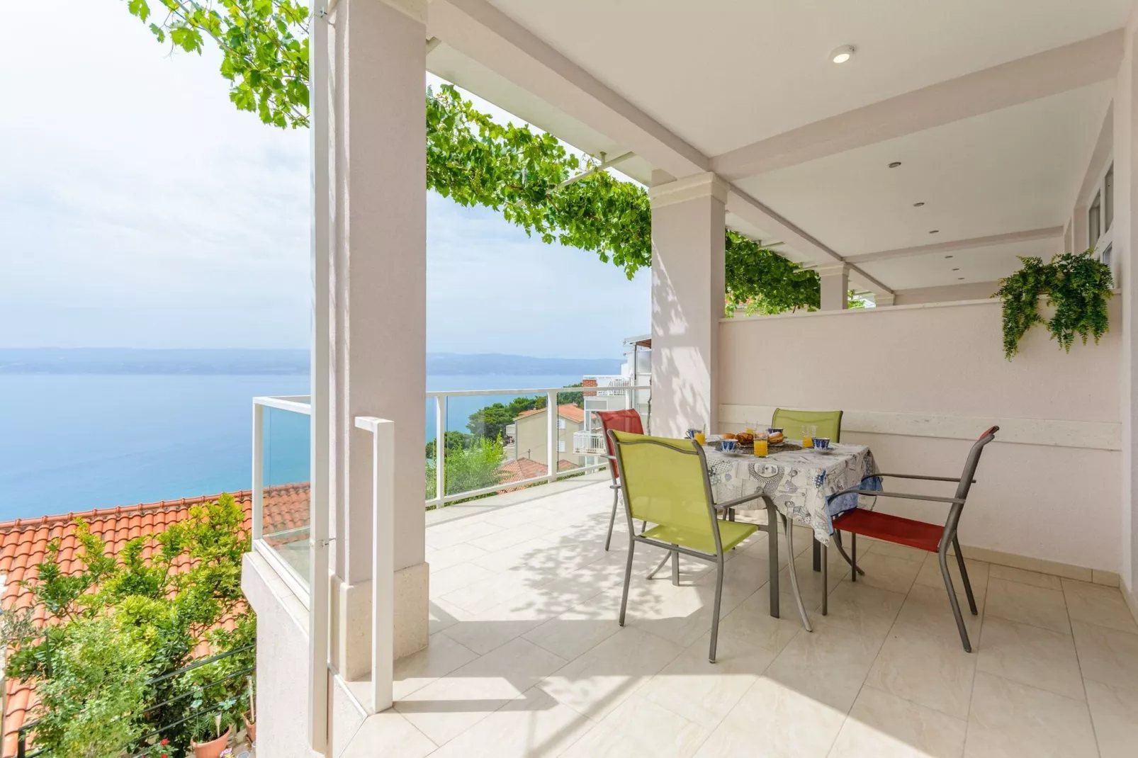 Apartments Hope (Dugi Rat) - One-Bedroom Apartment with Terrace and Sea View (A2)-Terras