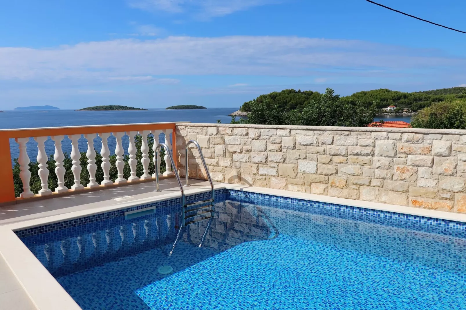 Holiday Home Adriatic View-Five Bedroom Holiday Home with Pool and Sea View-Zwembad