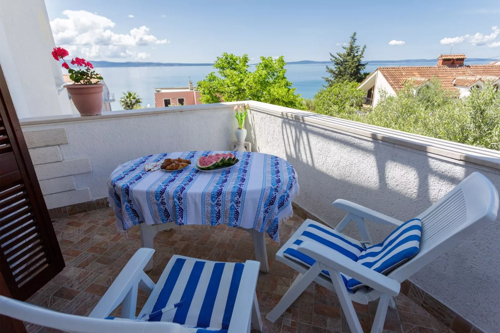 Apartments Sunrise ( Duilovo ) -Three Bedroom Apartment with Sea View  Terrace-Terrasbalkon