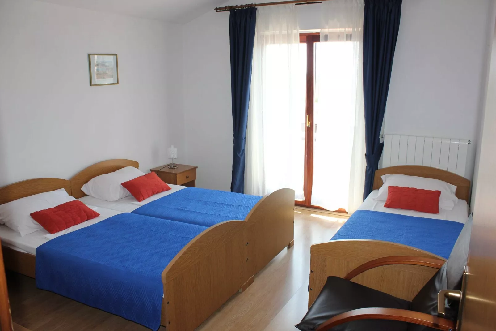 Guest House San Antonio-One Bedroom Apartment with Balcony no.2-Slaapkamer