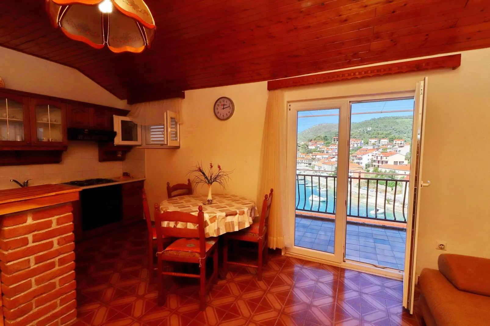 Apartments Peselj-One Bedroom Apartment with Balcony and Sea View ( 2 )-Eetkamer