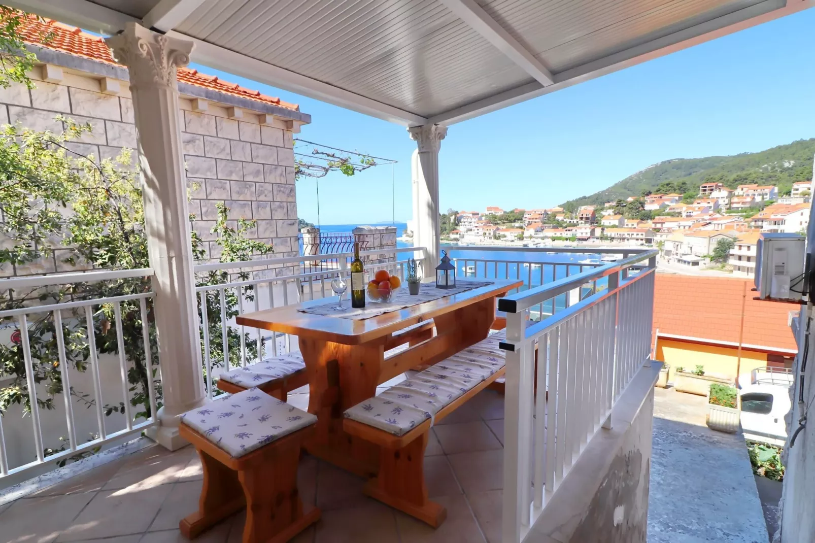 Apartments Peselj-Three Bedroom Apartment with Terrace and Sea View-Terras