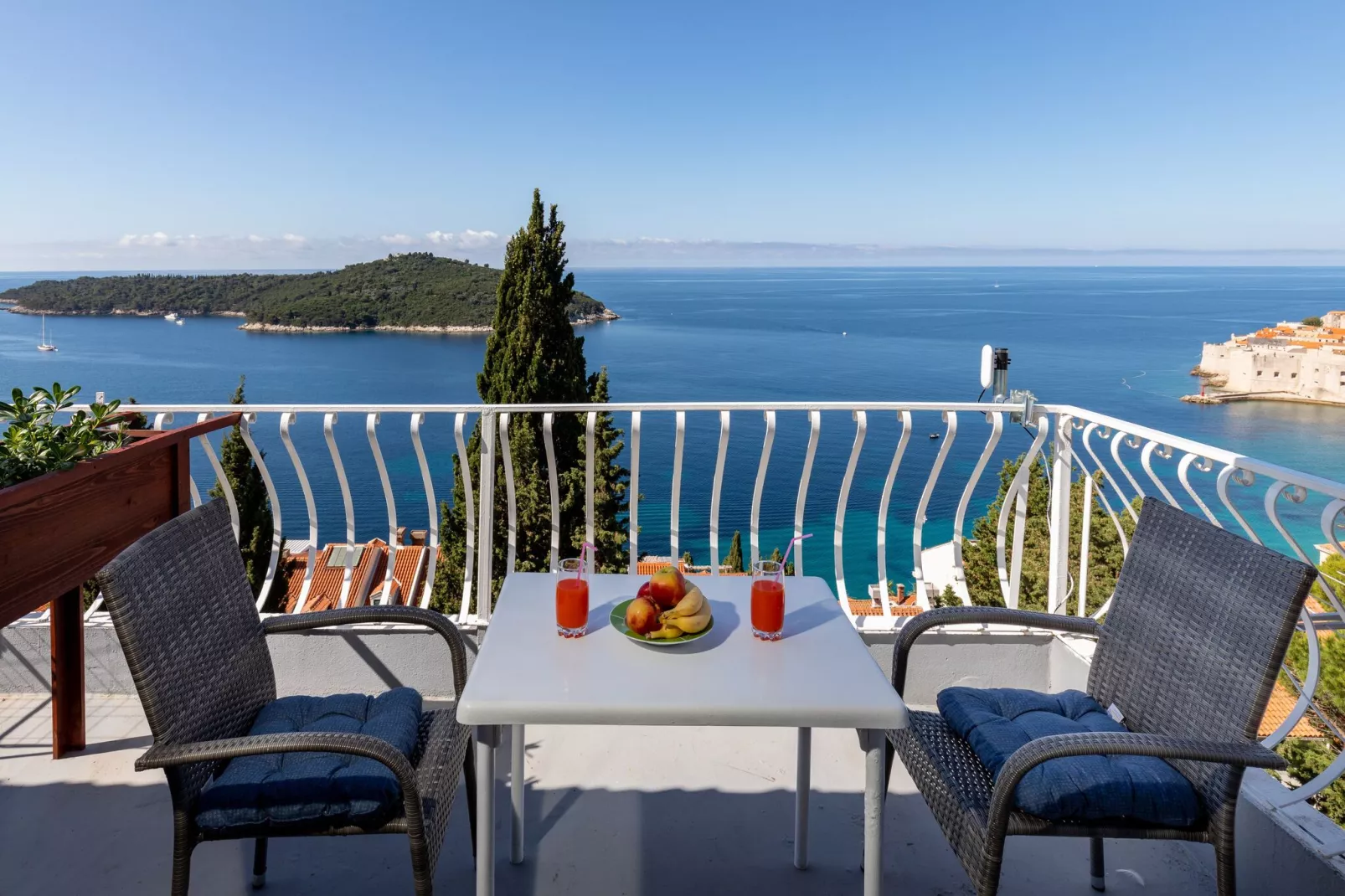 Apartment Agneza - One bedroom apartment with terrace-Terras