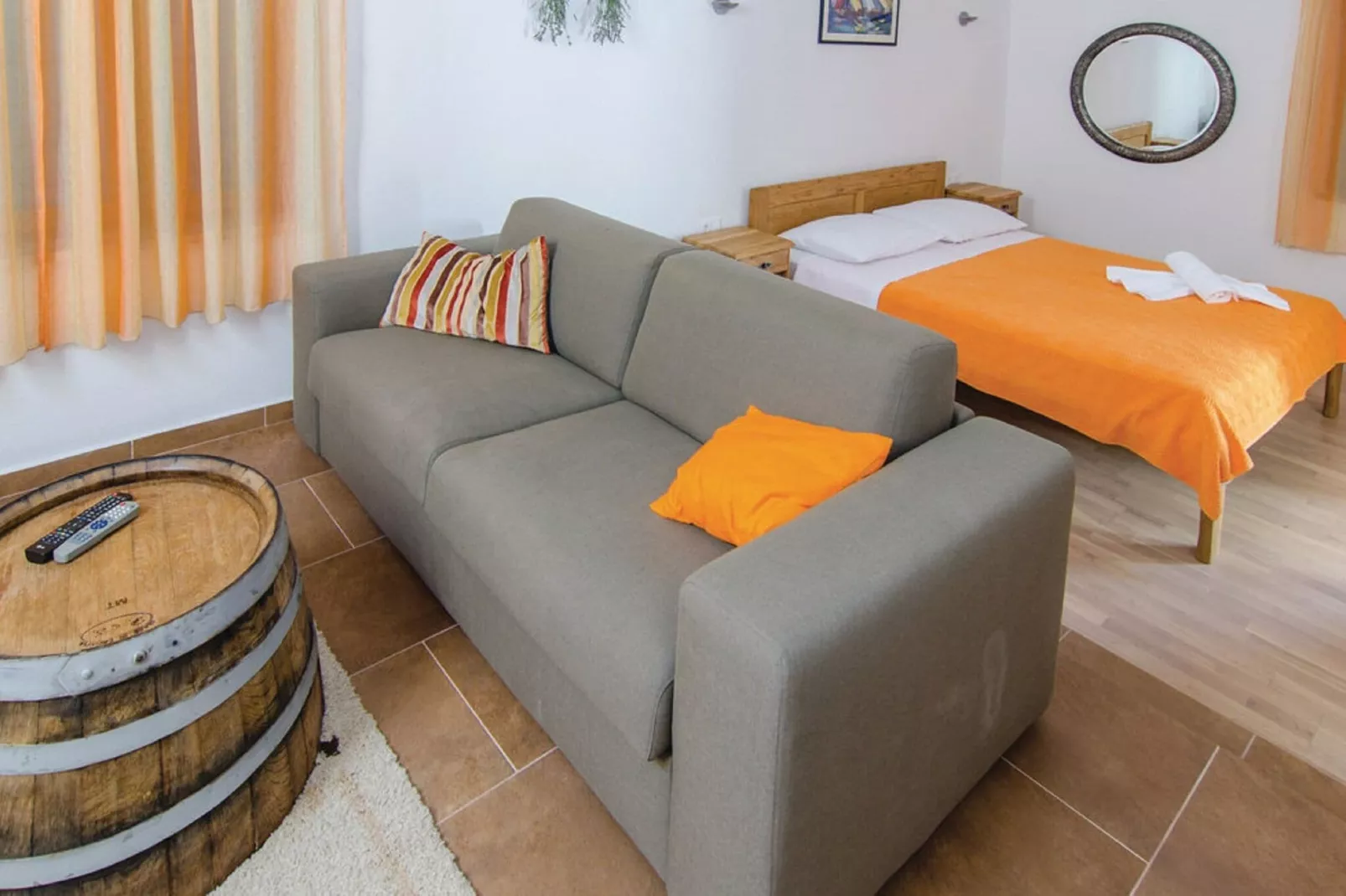 Holiday Home Stari Zoganj - Two Bedroom Holiday Home with Terrace and Swimming Pool-Binnen