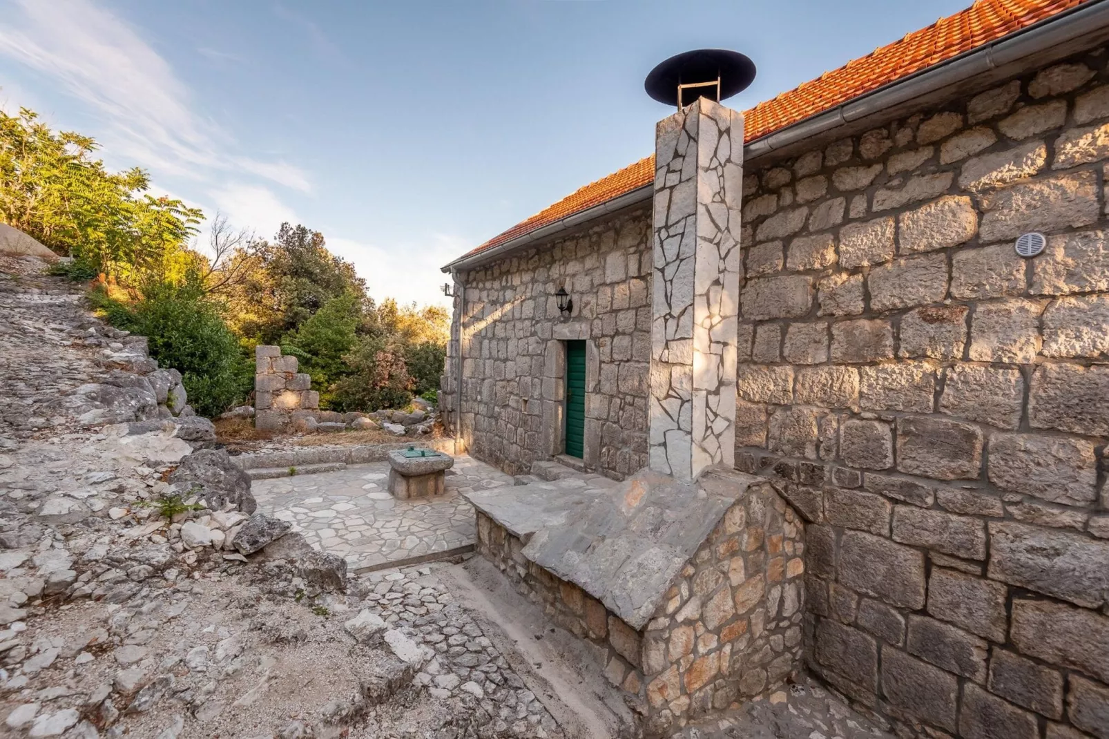 Villa Lazini Dvori - Two Bedroom Stone House Villa with Private Pool-Buitenlucht