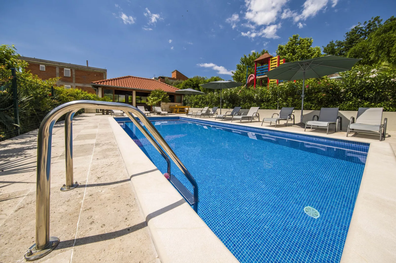 Villa Dvori Viškovi-Seven Bedroom Villa with Swimming Pool-Zwembad