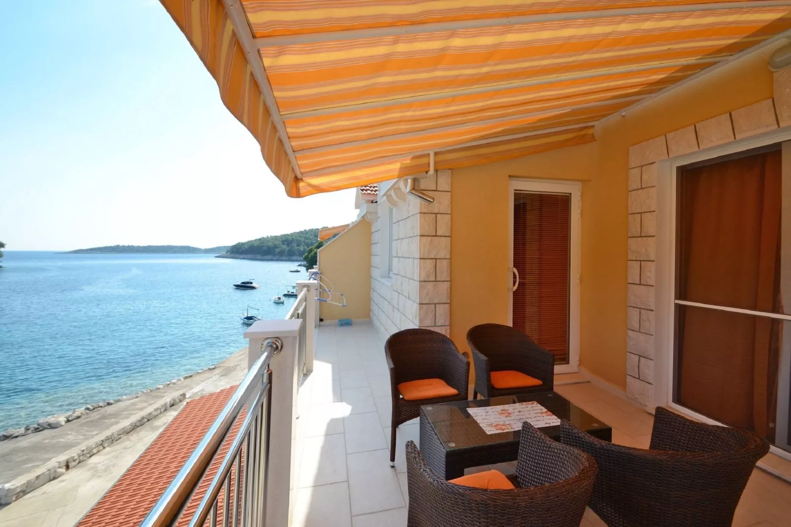 Apartments Korčula - Standard Two Bedroom Apartment with Terrace and Sea View (Seashell)-Uitzicht