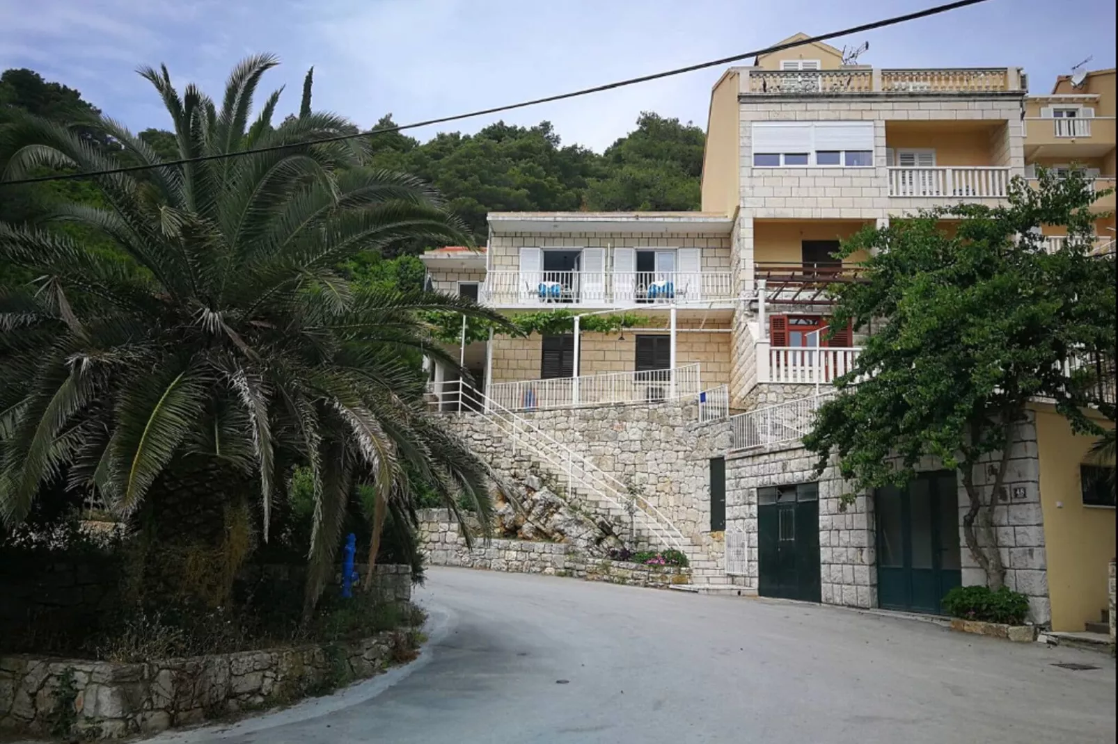 Apartments Maruška - Studio Apartment with Balcony and Sea View-Buitenlucht