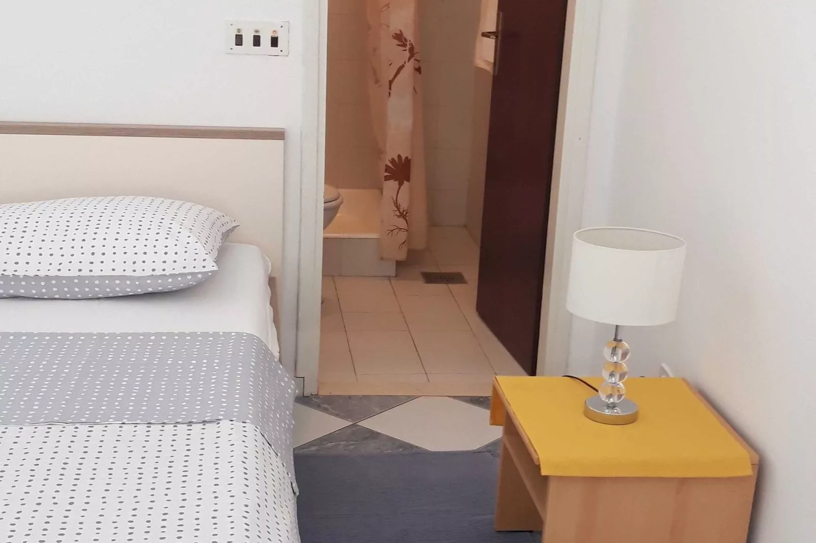 Apartments Maruška - Double Room-Slaapkamer