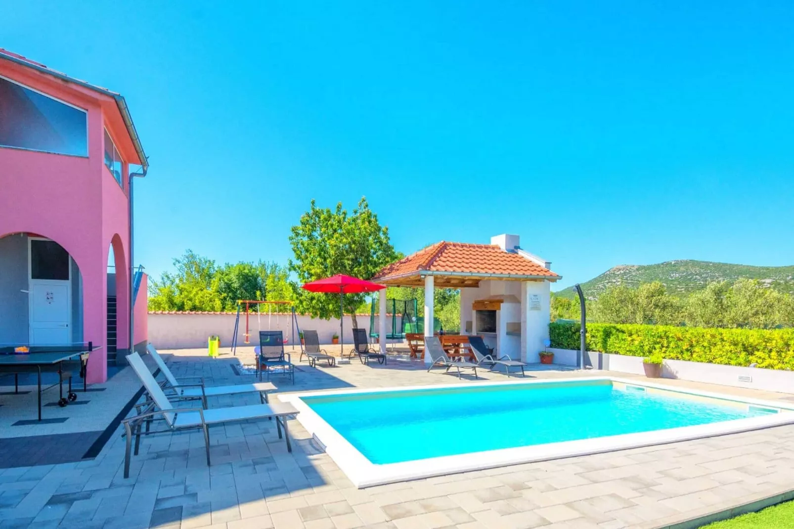 Holiday Home Marinela - Four Bedroom Holiday Home with Swimming Pool-Buitenlucht