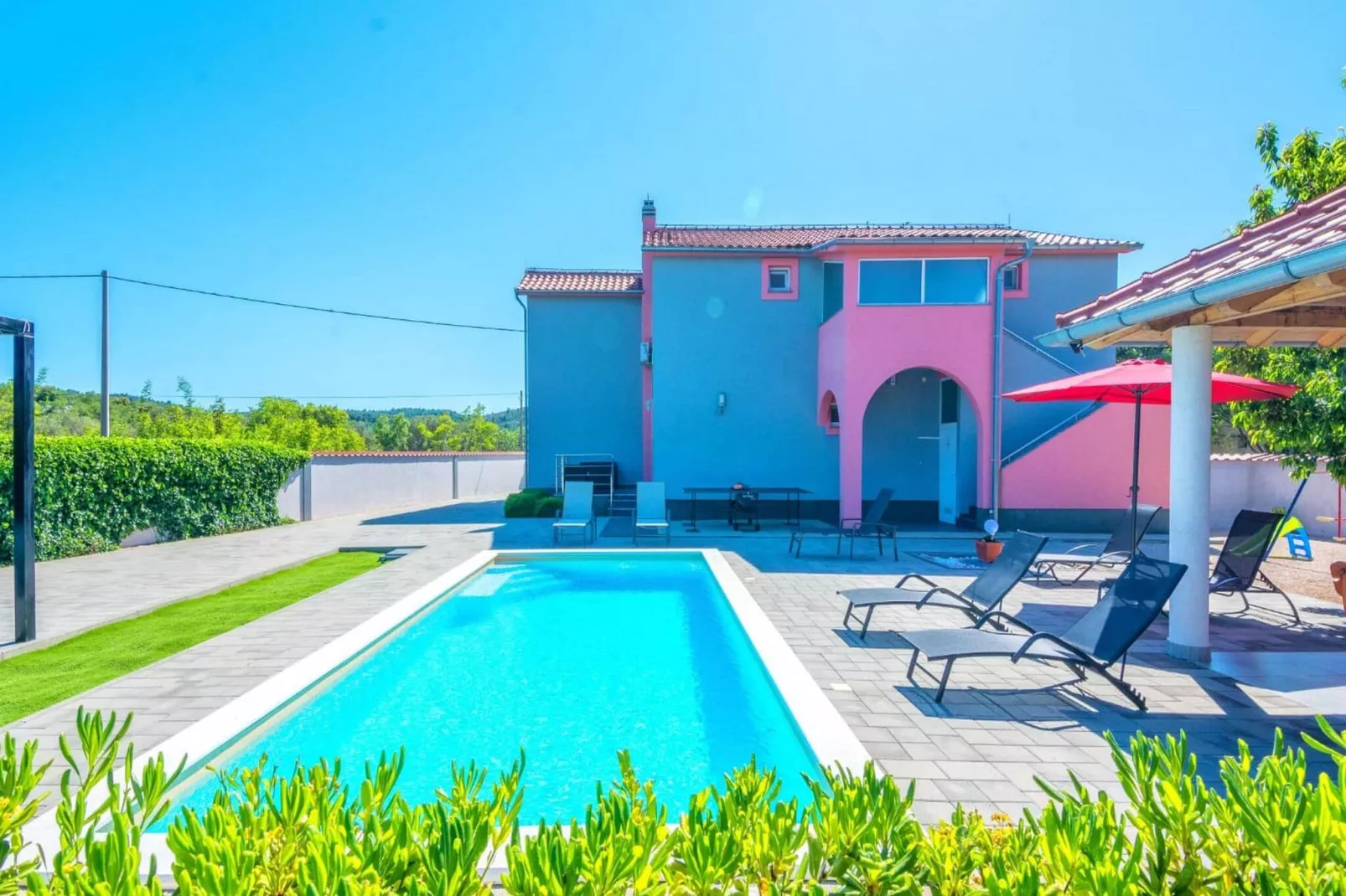 Holiday Home Marinela - Four Bedroom Holiday Home with Swimming Pool-Buitenlucht