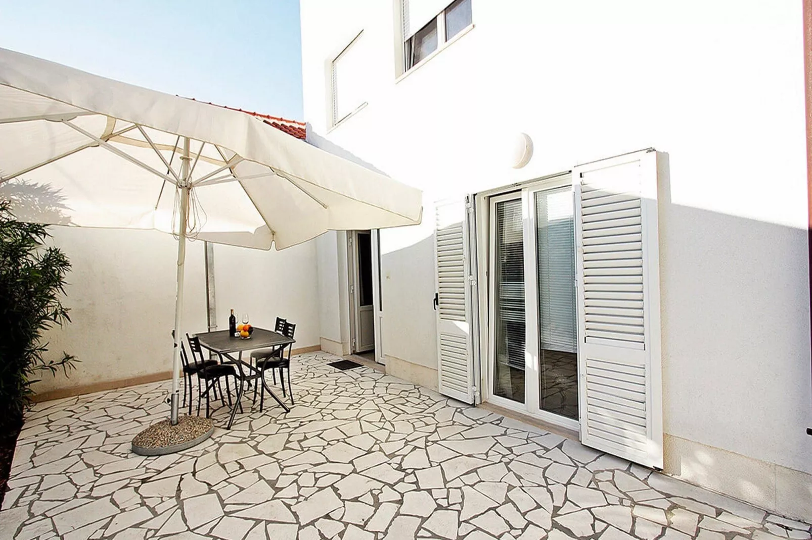 Apartments Tomy - Studio Apartment with terrace-Terras