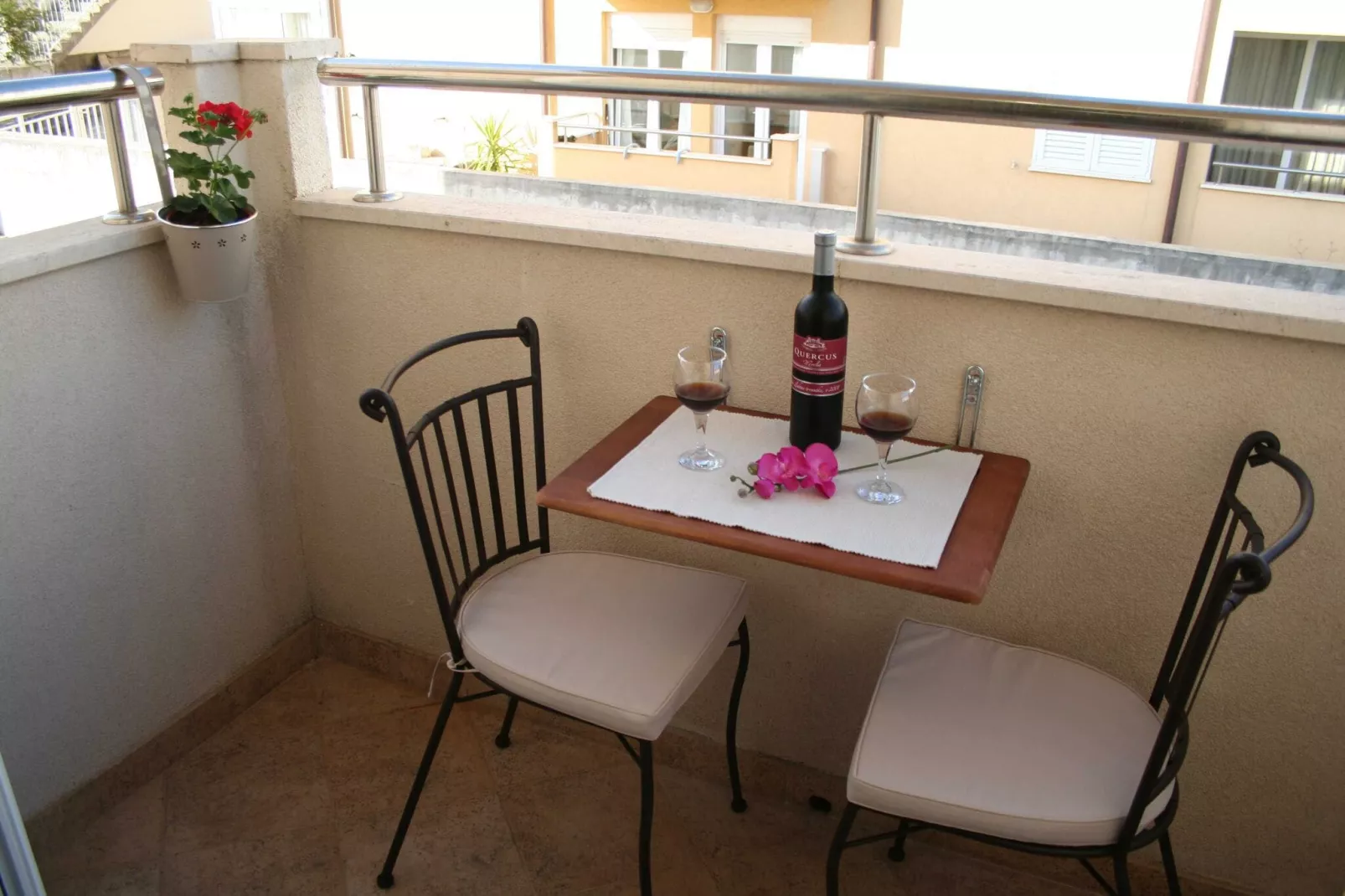 Apartment Marina Obod - One Bedroom Apartment with Balcony-Terrasbalkon