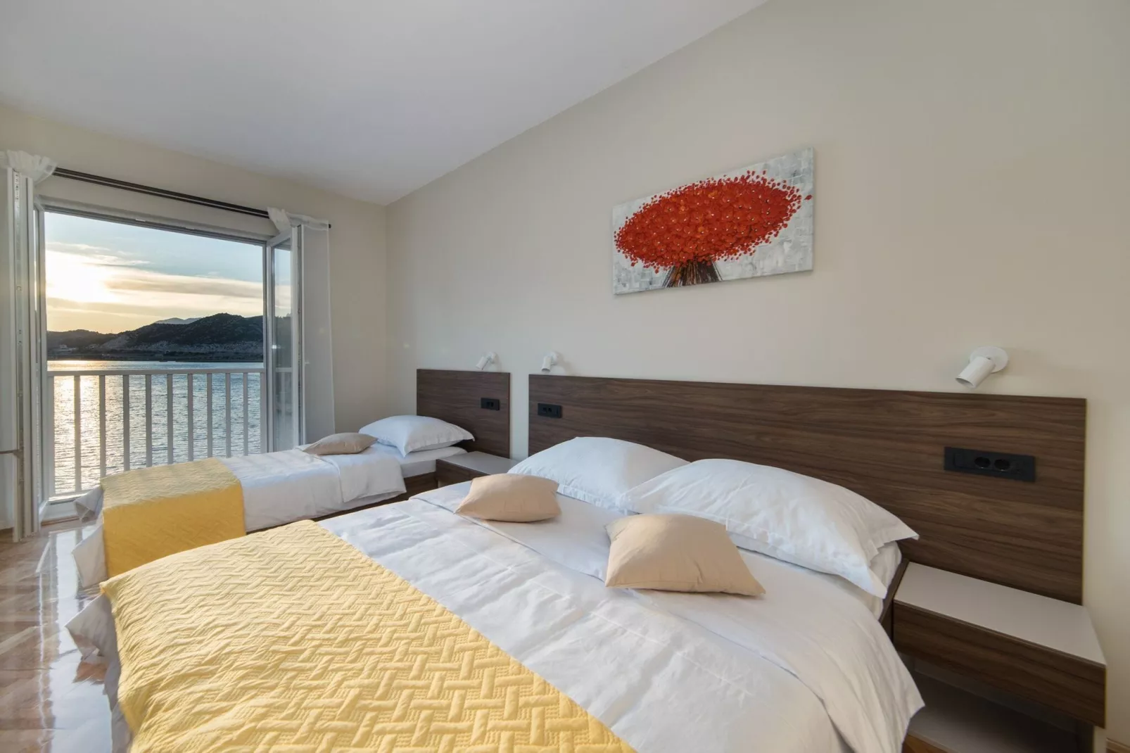 Apartments Ema-Comfort Two Bedroom Apartment with Sea View ( Fancy )-Slaapkamer